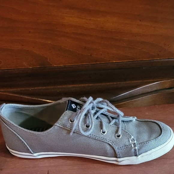 Sperry Tie Shoes - Picture 6 of 11